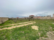 Satılır 5.5 sot torpaq Binə