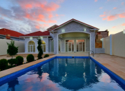 Satılır 4 otaqlı 200 m2 bağ evi Mərdəkan