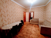 Satılır 2 otaqlı 50 m2 köhnə tikili 5 mkr