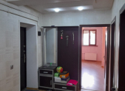 Satılır 3 otaqlı 60 m2 köhnə tikili Qara Qarayev m.