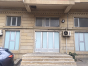 Satılır 3 otaqlı 72 m2 ofis Nizami m.