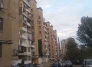 Satılır 3 otaqlı 80 m2 köhnə tikili Ukrayna dairəsi