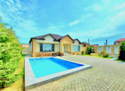 Satılır 4 otaqlı 200 m2 bağ evi Mərdəkan