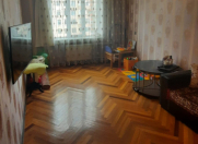 Satılır 3 otaqlı 90 m2 köhnə tikili 9 mkr