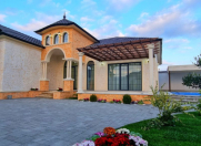 Satılır 4 otaqlı 180 m2 bağ evi Mərdəkan