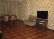 İcarəyə verilir 2 otaqlı 103 m2 yeni tikili Neftçilər m.