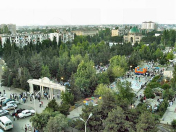 Satılır 3 otaqlı 100 m2 köhnə tikili Xalqlar Dostluğu m.