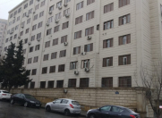 Satılır 3 otaqlı 80 m2 köhnə tikili Dövlət Statistika Komitəsi