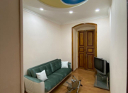 İcarəyə verilir 3 otaqlı 110 m2 köhnə tikili İçəri Şəhər m.