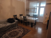 Satılır 3 otaqlı 75 m2 köhnə tikili 8 km