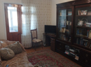 Satılır 3 otaqlı 90 m2 köhnə tikili 6 mkr