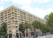 Satılır 4 otaqlı 108 m2 köhnə tikili Sahil m.