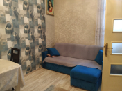 Satılır 2 otaqlı 47 m2 köhnə tikili Axundov bağı