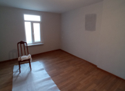 İcarəyə verilir 1 otaqlı 25 m2 həyət evi Nizami m.