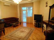 İcarəyə verilir 2 otaqlı 80 m2 yeni tikili ABŞ səfirliyi