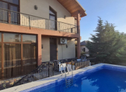 İcarəyə verilir 4 otaqlı 280 m2 bağ evi Mərdəkan