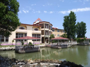 Satılır 35 otaqlı 75000 m2 obyekt Masallı