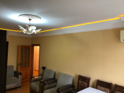 Satılır 2 otaqlı 60 m2 köhnə tikili Neapol dairəsi