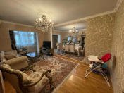 Satılır 5 otaqlı 120 m2 köhnə tikili 8 mkr