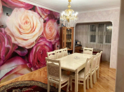 Satılır 4 otaqlı 100 m2 köhnə tikili Bakıxanov