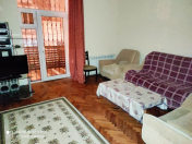 İcarəyə verilir 2 otaqlı 50 m2 köhnə tikili İçəri Şəhər m.