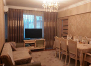 Satılır 3 otaqlı 82 m2 köhnə tikili Dostluq kinoteatrı