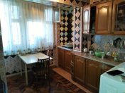 Satılır 3 otaqlı 90 m2 köhnə tikili 8 mkr