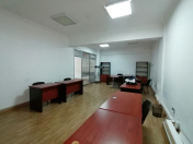 İcarəyə verilir 3 otaqlı 90 m2 ofis 28 may