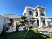 Satılır 5 otaqlı 240 m2 bağ evi Şüvəlan
