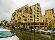 Satılır 4 otaqlı 136 m2 yeni tikili İnşaatçılar m.