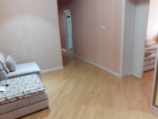 İcarəyə verilir 3 otaqlı 135 m2 yeni tikili 28 May m.