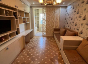 Satılır 4 otaqlı 192 m2 yeni tikili 28 May m.