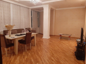Satılır 3 otaqlı 130 m2 yeni tikili Gənclik m.