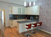 İcarəyə verilir 3 otaqlı 98 m2 yeni tikili Ağ şəhər