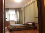 İcarəyə verilir 3 otaqlı 120 m2 yeni tikili 28 May m.