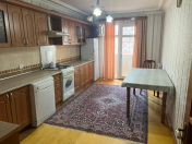 Satılır 3 otaqlı 80 m2 köhnə tikili Əhmədli