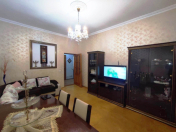 Satılır 4 otaqlı 80 m2 köhnə tikili Bakıxanov