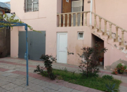 Satılır 4 otaqlı 140 m2 həyət evi Həzi Aslanov m.