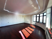 Satılır 3 otaqlı 142 m2 yeni tikili 8 km