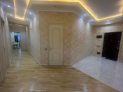 Satılır 3 otaqlı 138 m2 yeni tikili Heydər Məscidi