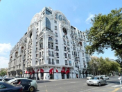 Satılır 4 otaqlı 242 m2 yeni tikili Sahil m.