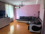 Satılır 5 otaqlı 110 m2 köhnə tikili Əhmədli m.