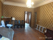 Satılır 3 otaqlı 75 m2 köhnə tikili Sahil m.