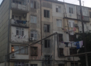 Satılır 1 otaqlı 35 m2 köhnə tikili İnşaatçılar m.