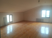 Satılır 6 otaqlı 200 m2 həyət evi Saray