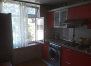Satılır 1 otaqlı 30.3 m2 köhnə tikili İnşaatçılar m.