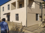 Satılır 4 otaqlı 200 m2 yeni tikili Digah