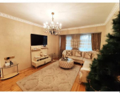 Satılır 4 otaqlı 70 m2 köhnə tikili 8 km