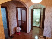 İcarəyə verilir 3 otaqlı 80 m2 köhnə tikili Xalqlar Dostluğu m.