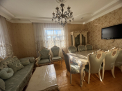 Satılır 6 otaqlı 220 m2 həyət evi Binə